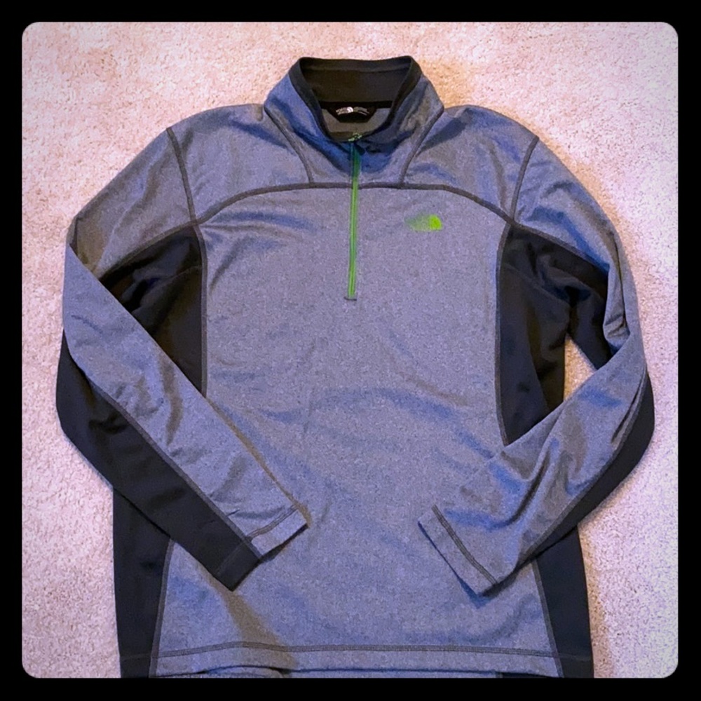 Men’s North Face quarter zip fleece pullover